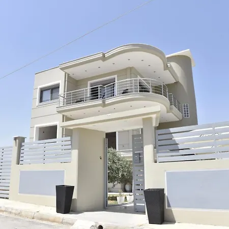 Apartamento μοντέρνο σπίτι στην κόρινθο *