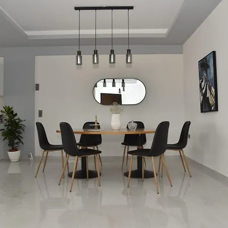 Apartamento μοντέρνο σπίτι στην κόρινθο *